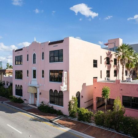 Roami At Tower Hotel - Calle Ocho ไมอามี ภายนอก รูปภาพ