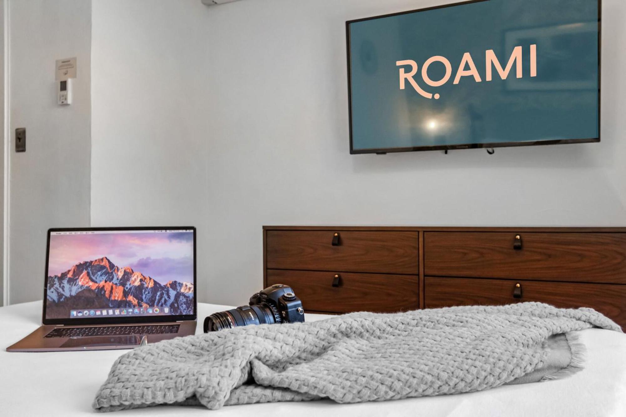 Roami At Tower Hotel - Calle Ocho ไมอามี ภายนอก รูปภาพ